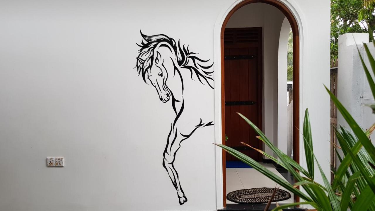 היקדואה Bandulas Beach House מראה חיצוני תמונה