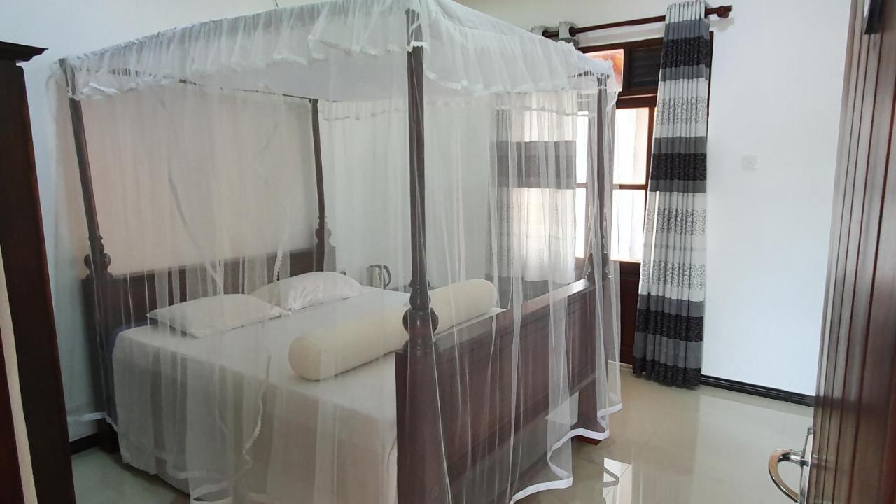 היקדואה Bandulas Beach House מראה חיצוני תמונה
